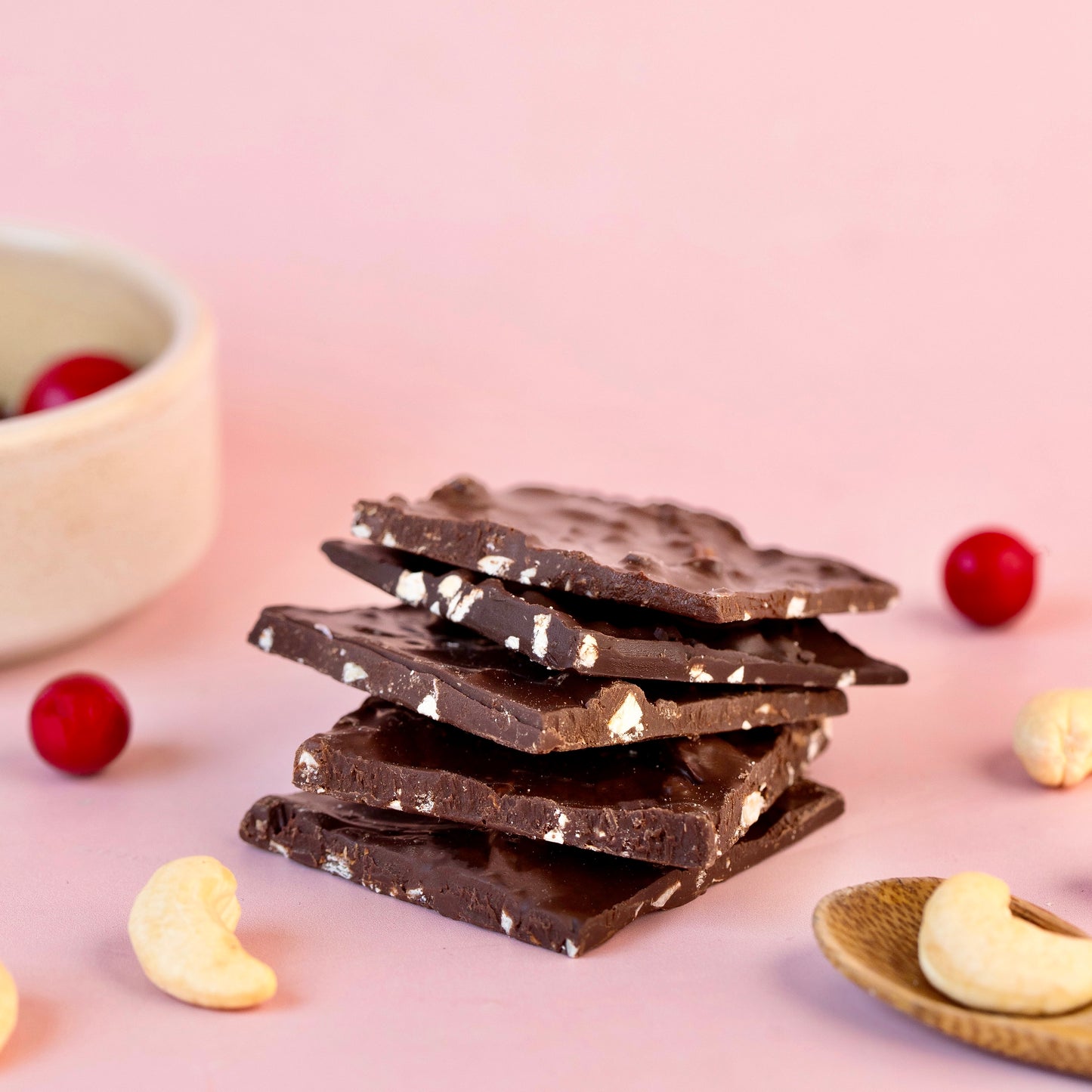 Dark Chocolate Fruit & Nut Combo (Orange Peel with Pistachios, Cranberry with Cashews), 200g - Mojo Snacks